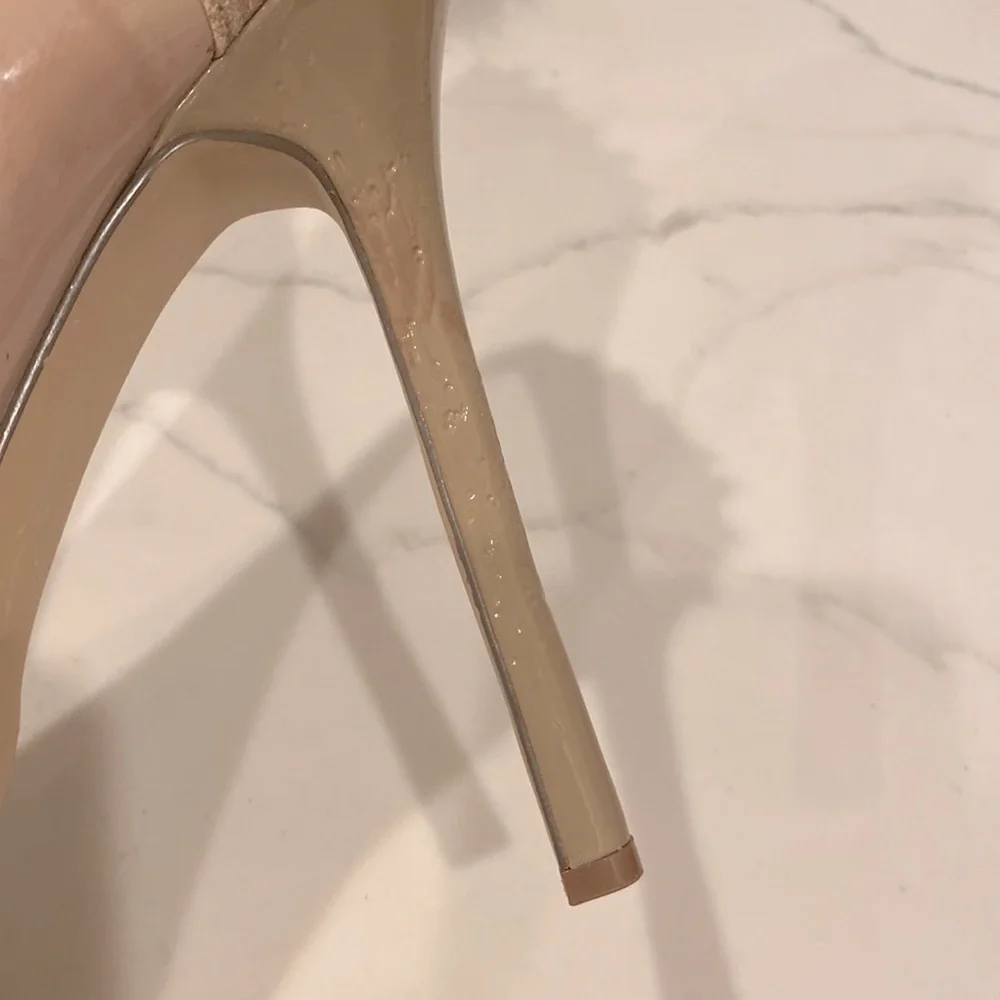 Steve Madden Patent Leather Nude Tan Studded Platform Studded Shoes Heels 9.5